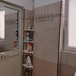 2 Bedrooms Qerret Golem