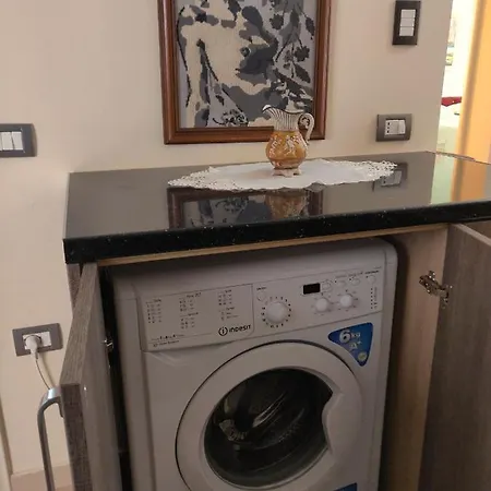 2 Bedrooms Qerret 아파트 *