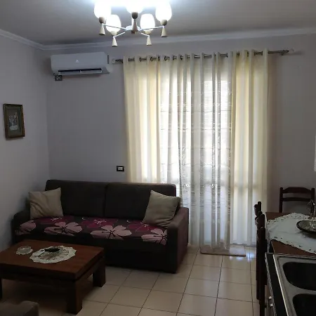아파트 2 Bedrooms Qerret